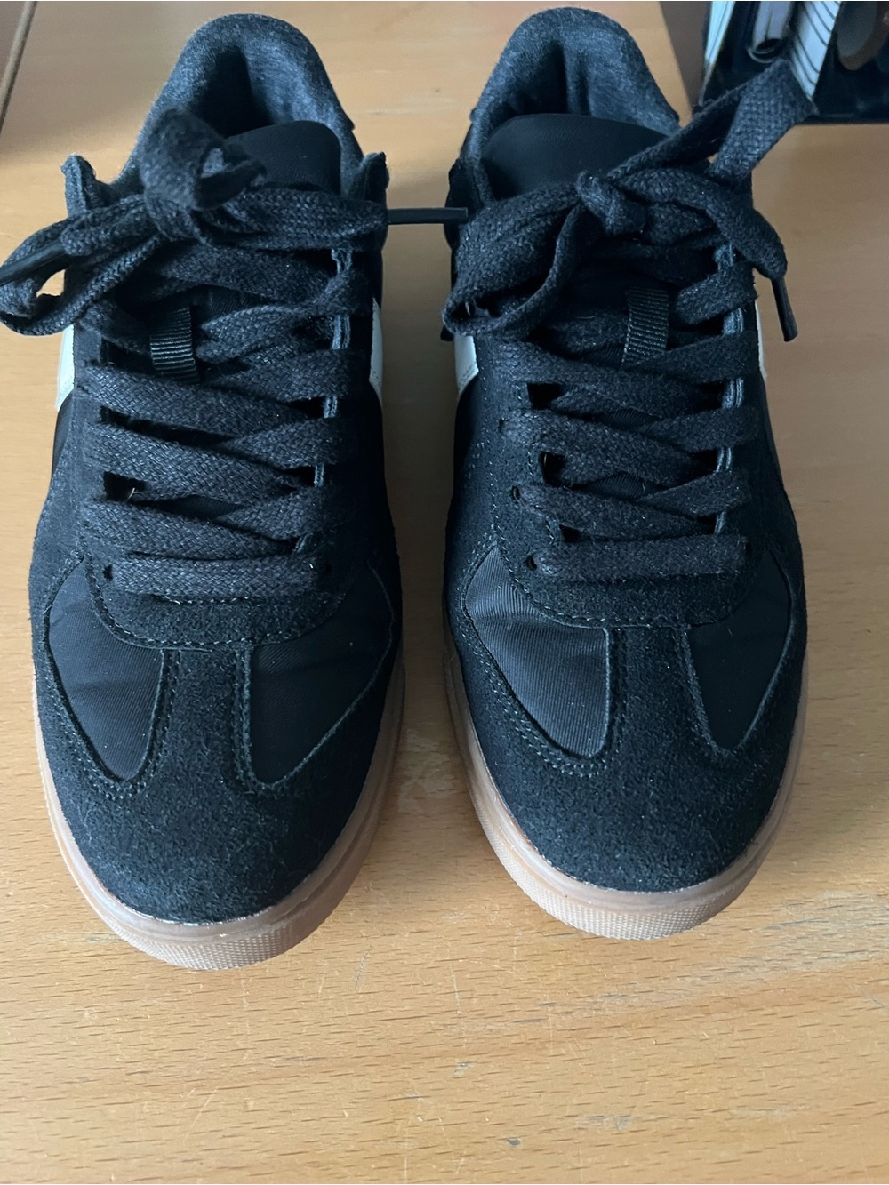 Women’s Black Low-Top Sneakers with Gum Sole